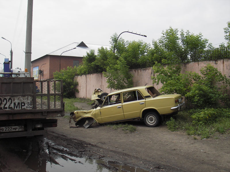 084 Renkaan irroitus kumartamatta